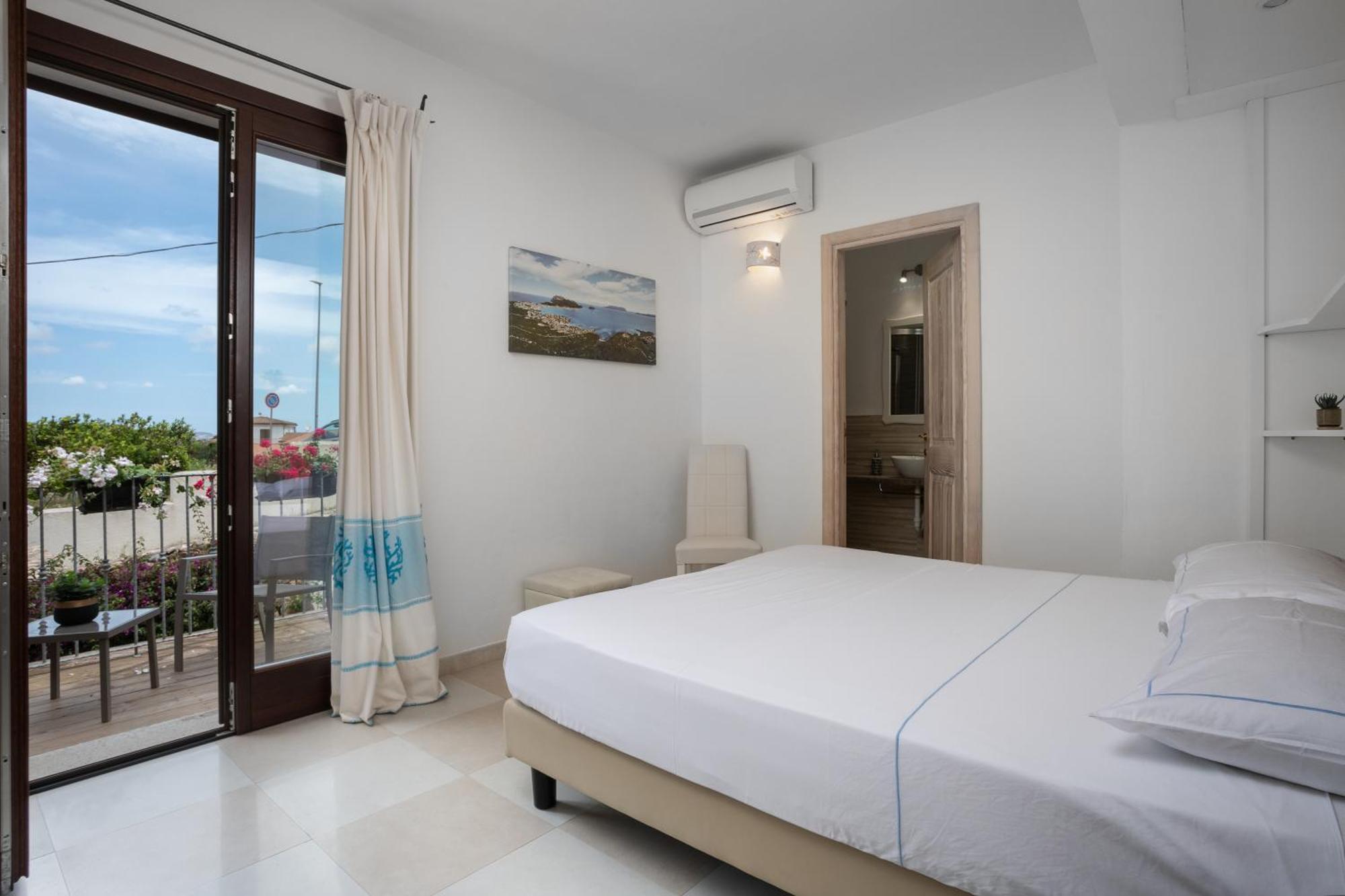 The Square Depandance Bed & Breakfast Cannigione Exterior foto
