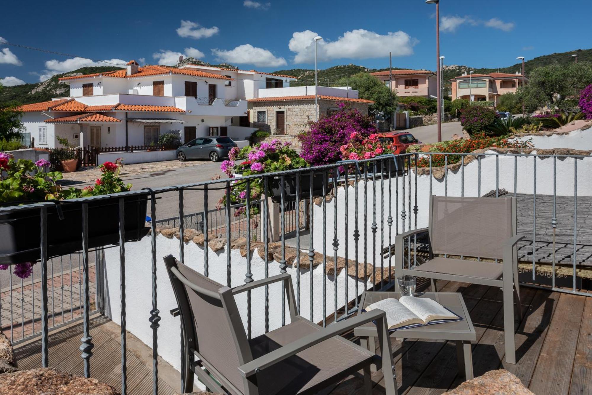 The Square Depandance Bed & Breakfast Cannigione Exterior foto
